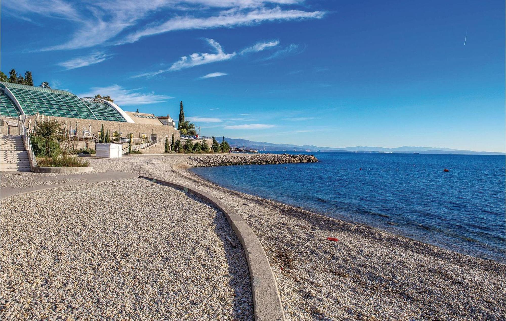 1 Bedroom Amazing Apartment In Rijeka Exterior foto